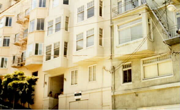 2049 Leavenworth St in San Francisco, CA - Foto de edificio - Building Photo