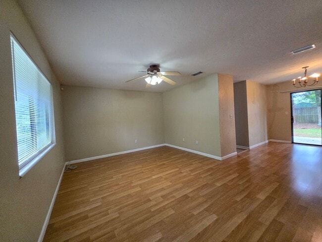4402 NW 30th Ter in Gainesville, FL - Building Photo - Building Photo