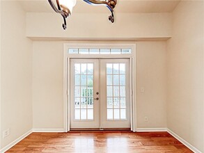 1910 Cedar Glenn Way in Atlanta, GA - Building Photo - Building Photo