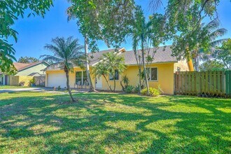 1386 Fulmar Dr in Delray Beach, FL - Building Photo - Building Photo