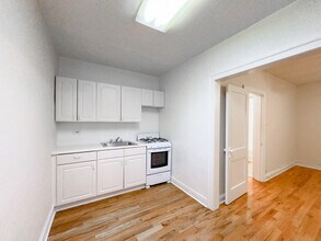 545 W Wellington Ave in Chicago, IL - Building Photo - Building Photo