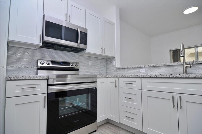 property at 1658 SE 28th Ct