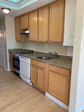 118 3rd St NE, Unit 2 in Washington, DC - Foto de edificio - Building Photo