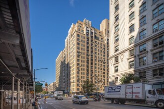 200 W 86th St in New York, NY - Building Photo - Building Photo