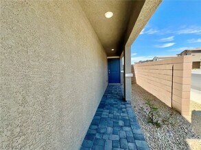 3254 La Cura Ave in Las Vegas, NV - Building Photo - Building Photo