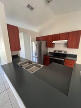 816 Grove Ave in Holly Hill, FL - Building Photo - Building Photo