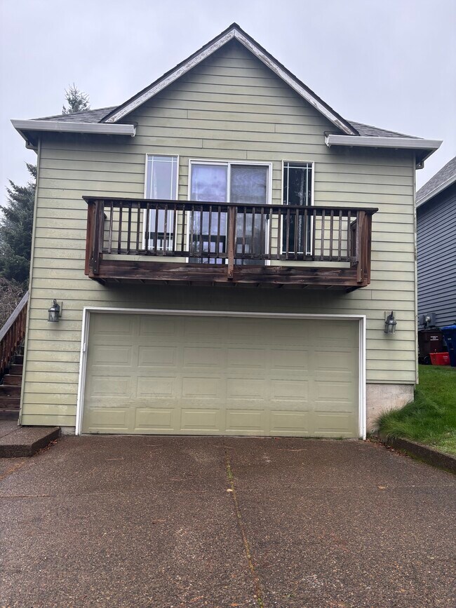 13926 SE 141st Ave in Damascus, OR - Building Photo - Building Photo