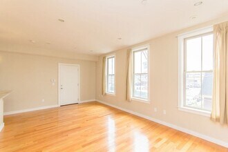 65 Willow Ct in Boston, MA - Building Photo - Building Photo