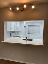 1931 Sabal Palm Dr in Davie, FL - Building Photo - Building Photo