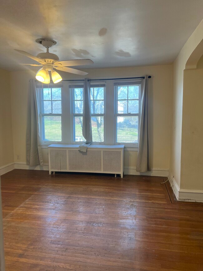 6055 Frankford Ave, Unit B in Philadelphia, PA - Building Photo - Building Photo