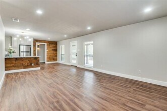 9011 Angora St in Dallas, TX - Building Photo - Building Photo