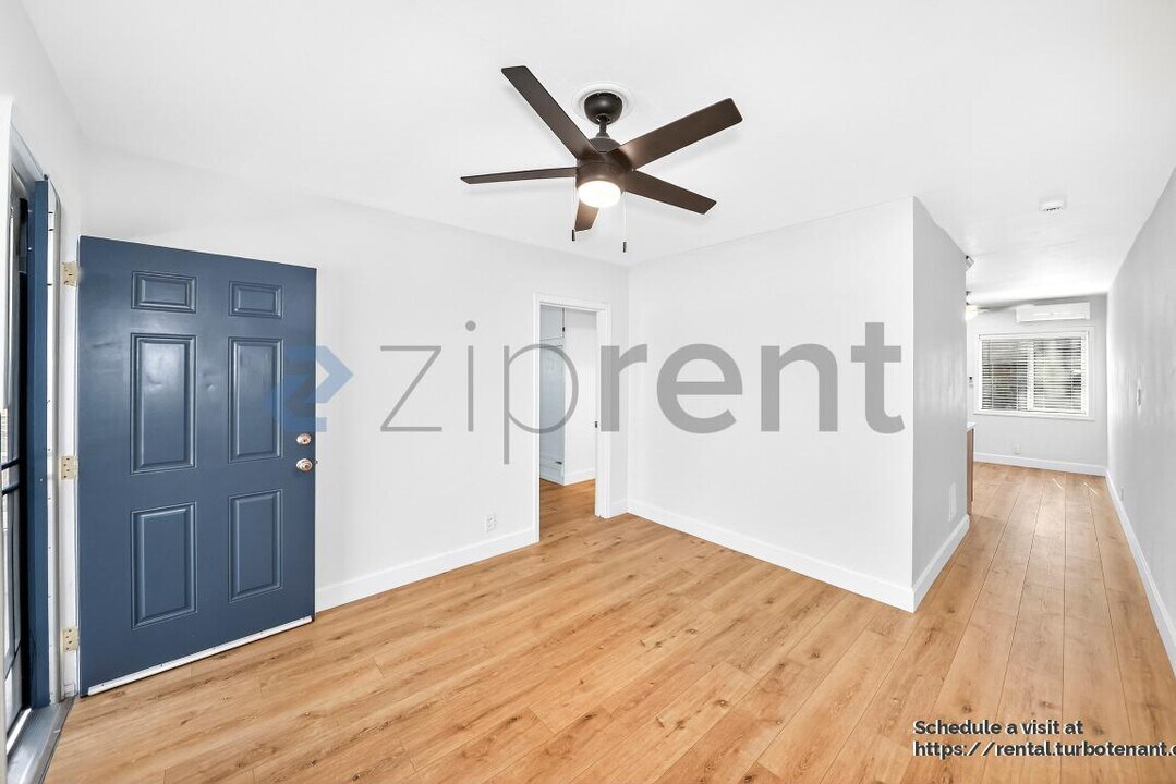 5179 Olivewood Ave in Riverside, CA - Building Photo
