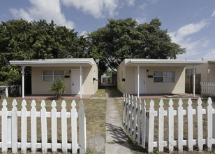 2133 Coolidge St in Hollywood, FL - Building Photo - Building Photo