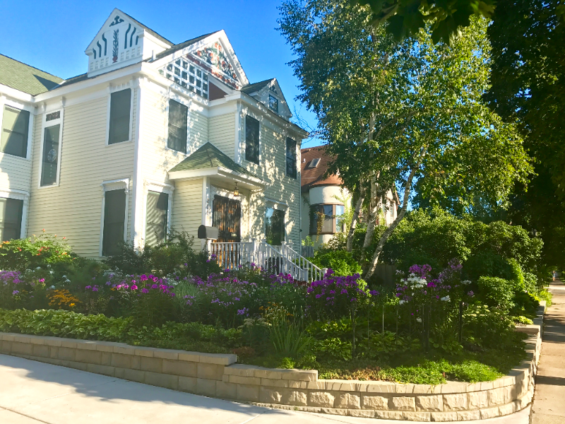 2117 3rd Ave S in Minneapolis, MN - Building Photo