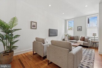 1740 Catharine St in Philadelphia, PA - Building Photo - Building Photo