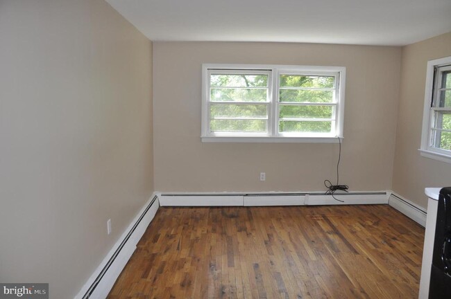 15 Mary St in Pemberton, NJ - Building Photo - Building Photo