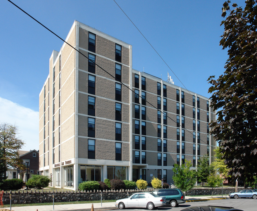 Marshall Lee Towers in Conshohocken, PA - Building Photo