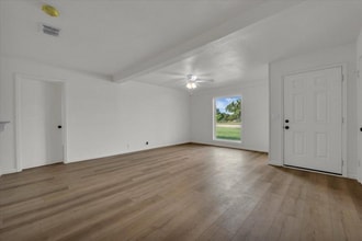 1 Country Pl Rd in Lorena, TX - Building Photo - Building Photo
