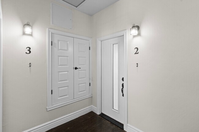 1906 Yandell Dr in El Paso, TX - Building Photo - Building Photo