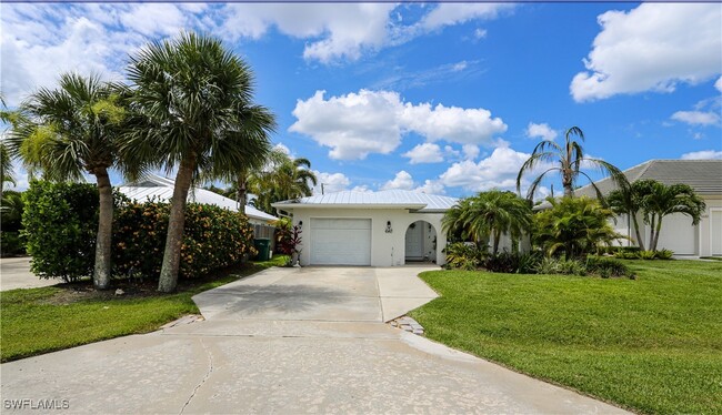 property at 640 104th Ave N