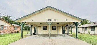 802 Hackberry St in Copperas Cove, TX - Building Photo