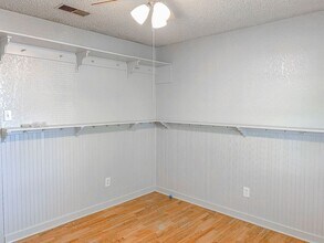 2131 74th St in Lubbock, TX - Building Photo - Building Photo