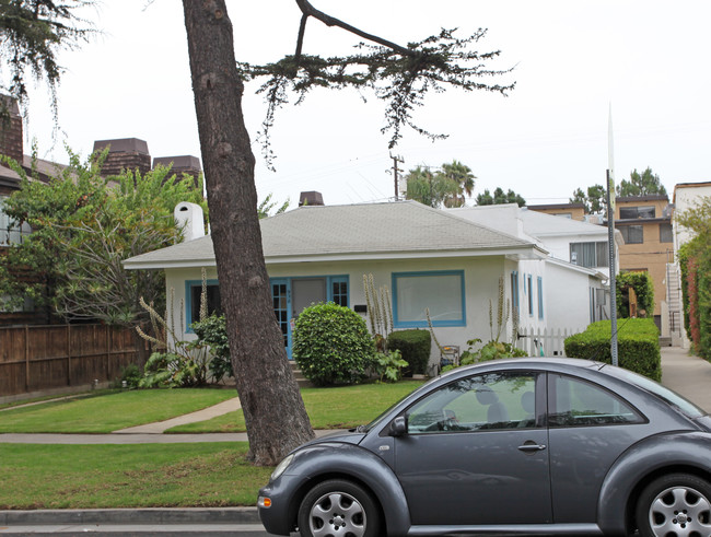 938 15th St in Santa Monica, CA - Building Photo - Building Photo