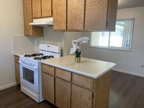 1713 E Rumble Rd in Modesto, CA - Building Photo - Building Photo