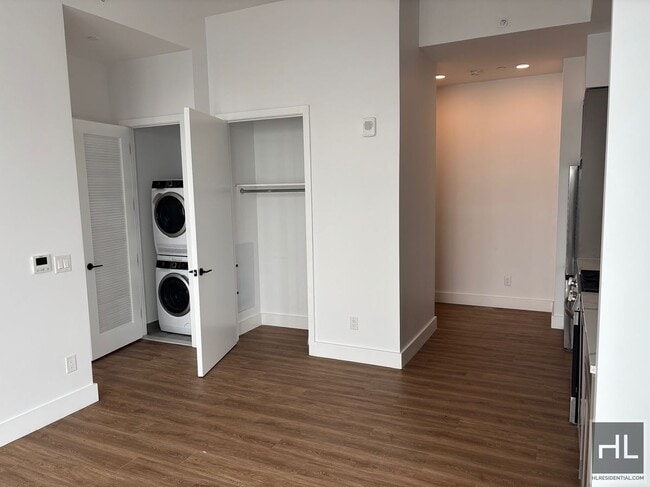 Cropsey Ave in Brooklyn, NY - Building Photo - Building Photo
