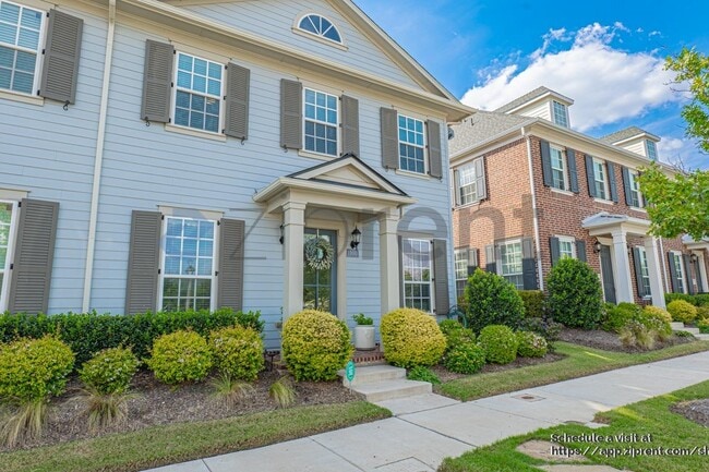 1100 Redbrick Ln in Justin, TX - Building Photo - Building Photo