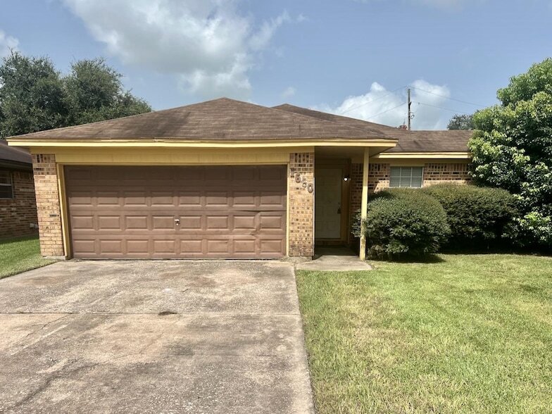1650 Shirley Cir in Beaumont, TX - Foto de edificio