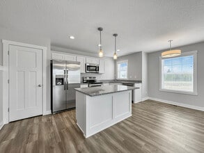 2502 NW Lois Ln in Ankeny, IA - Building Photo - Building Photo