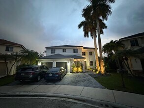 1063 Sunflower Cir in Weston, FL - Building Photo - Building Photo