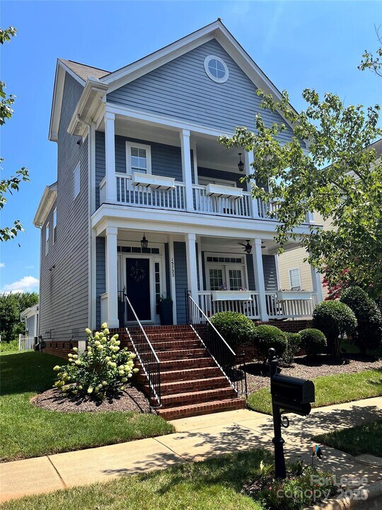 15722 Taviston St in Huntersville, NC - Building Photo