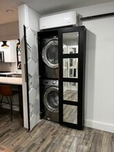 1301 S Howard Ave, Unit B-19 in Tampa, FL - Building Photo - Building Photo