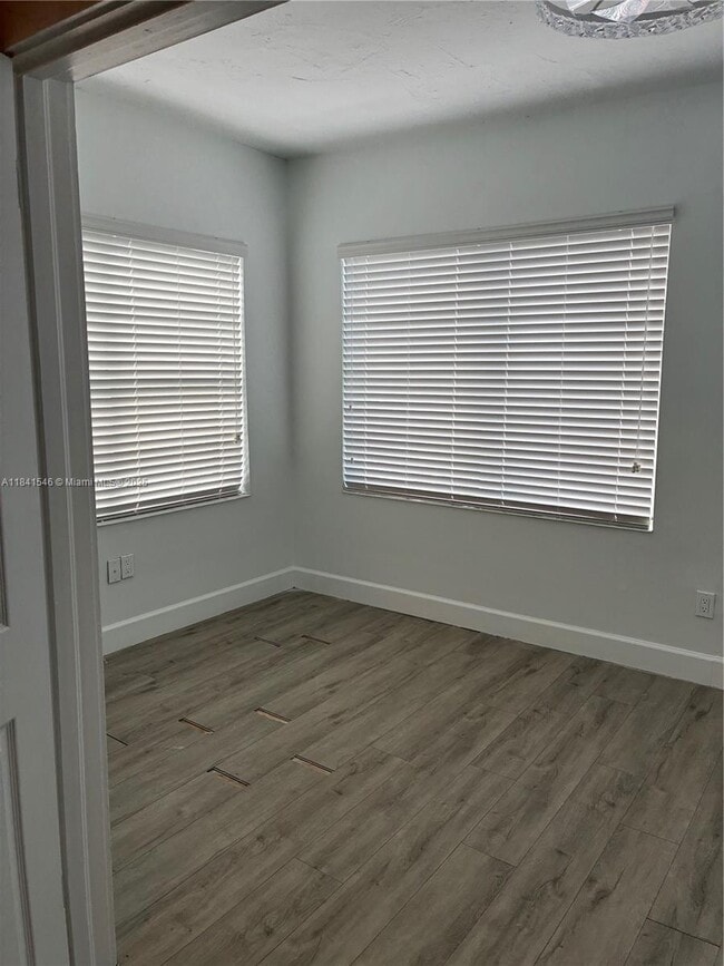 1776 SW 11th St in Miami, FL - Building Photo - Building Photo