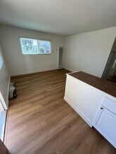 1159 Meta St in Ventura, CA - Building Photo - Building Photo