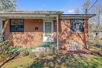 5261 Quan Dr in Jacksonville, FL - Building Photo - Building Photo