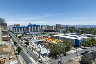 The Onyx at 695 in Reno, NV - Building Photo - Building Photo