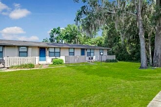 Applewood in DeLand, FL - Building Photo - Building Photo