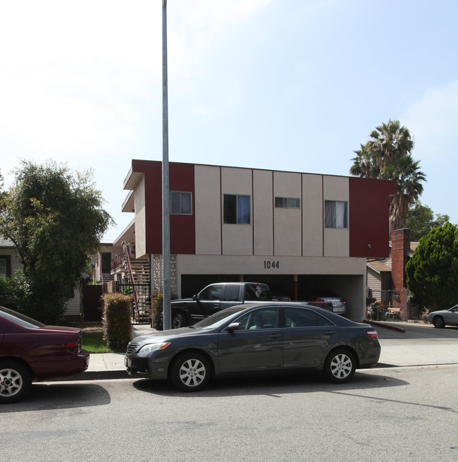 1044 Justin Ave in Glendale, CA - Building Photo - Building Photo