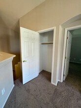 1569 Buffalo Brubaker Ln in Henderson, NV - Building Photo - Building Photo