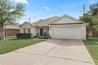 2039 Bent Tree Loop in Round Rock, TX - Building Photo - Building Photo