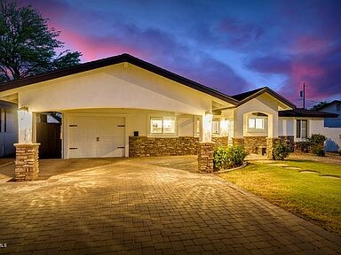 4835 E Piccadilly Rd in Phoenix, AZ - Building Photo - Building Photo