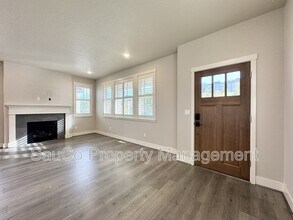 14419 SW 168th Ave in Tigard, OR - Building Photo - Building Photo