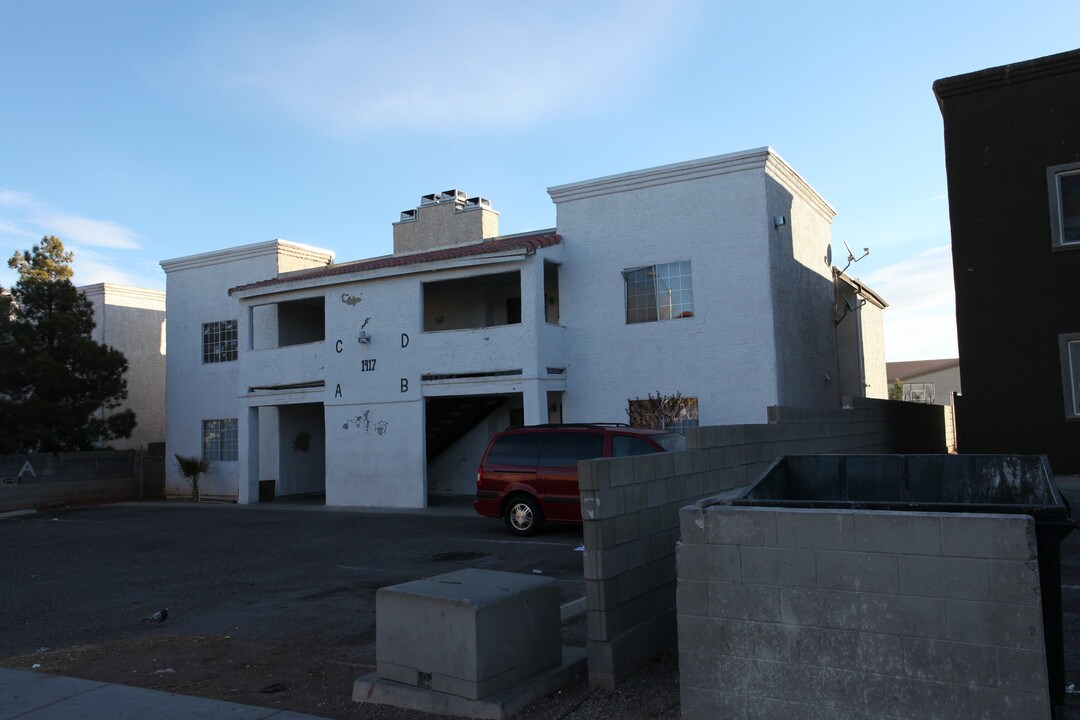 1917 Arpa Way in Las Vegas, NV - Foto de edificio