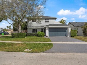 10281 NW 32nd St in Sunrise, FL - Building Photo - Building Photo