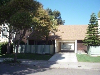 2163 Clinton Ave in Alameda, CA - Building Photo