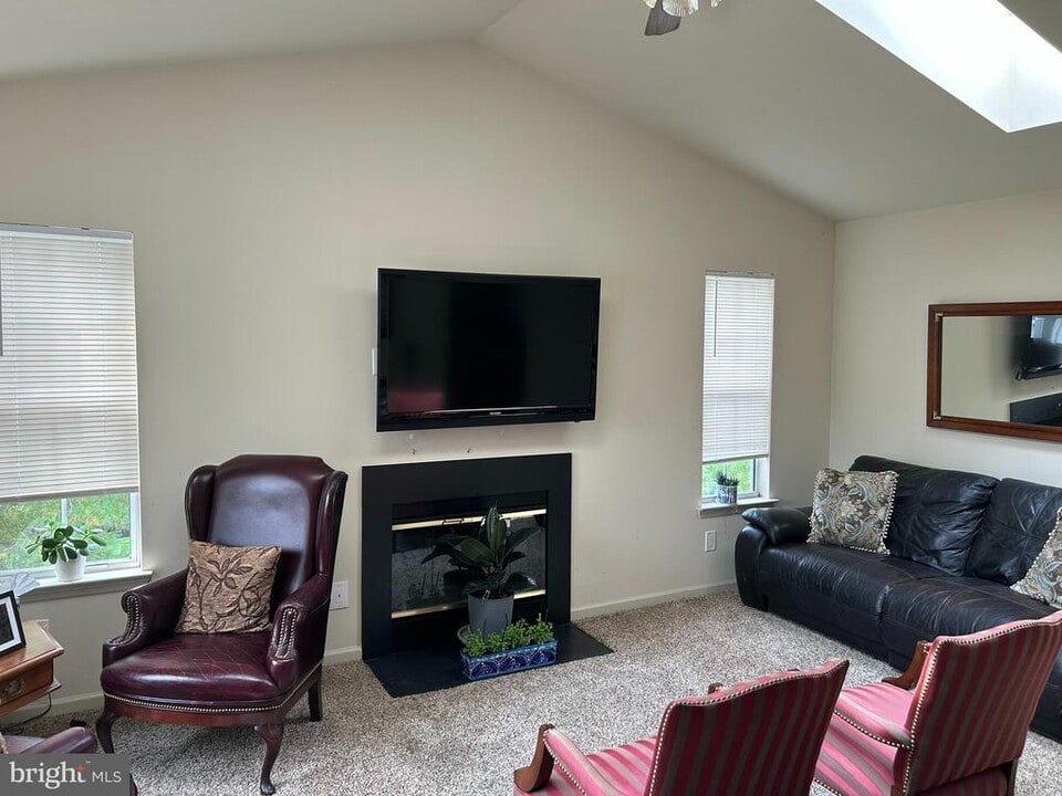527 Astor Square in West Chester, PA - Building Photo