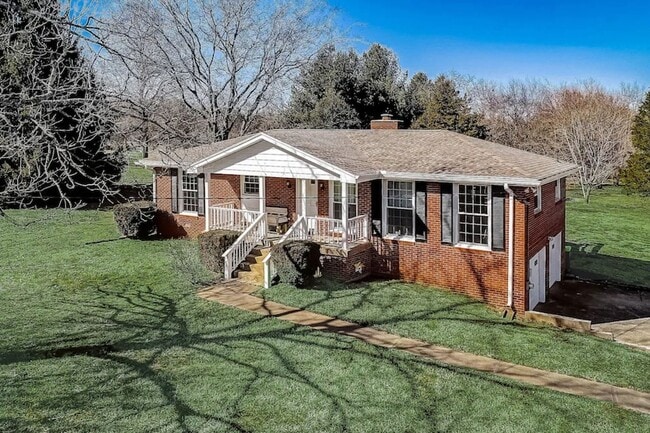 property at 1511 Stewarts Ferry Pike